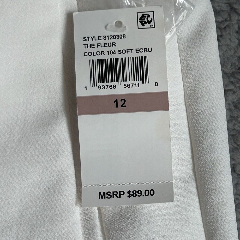 1. STATE The Fleur Ivory Textured Crepe Tie Waist Short Size 12 - Picture 3 of 14